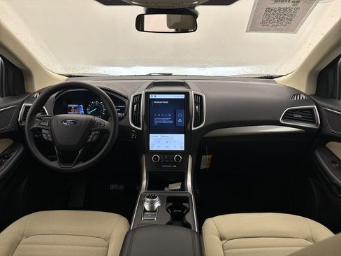 New 2024 Ford Edge SE w/ Black Appearance Package image 5