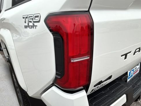 Used 2024 Toyota Tacoma TRD Sport AWD/4WD image 11