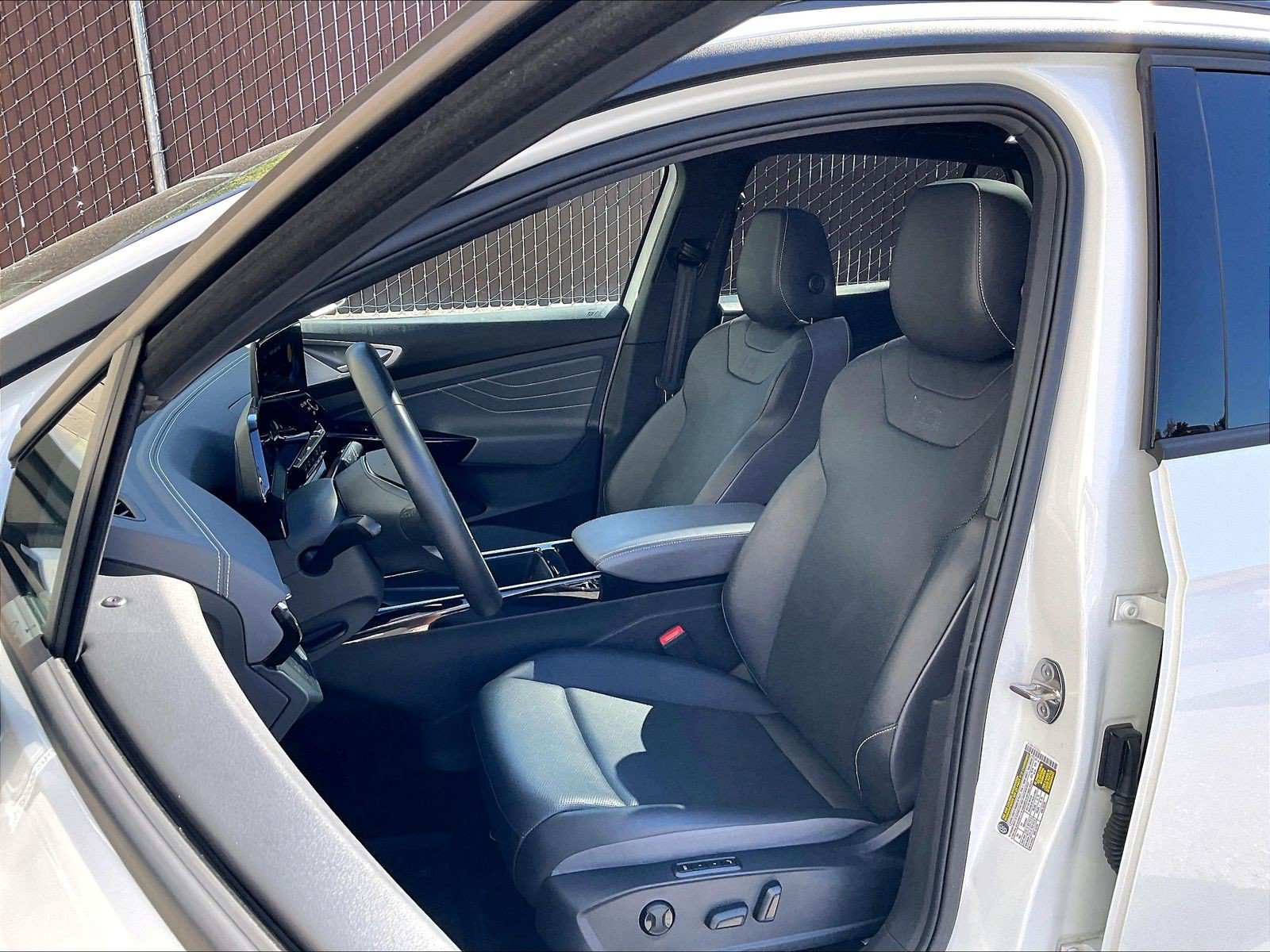 Certified 2023 Volkswagen ID.4 Pro S RWD image 22