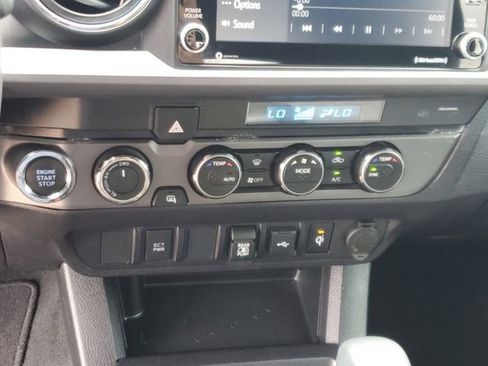 Used 2023 Toyota Tacoma TRD Off-Road AWD/4WD image 25