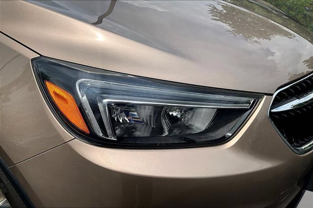 Used 2018 Buick Encore Sport Touring w/ Safety Package AWD/4WD image 26