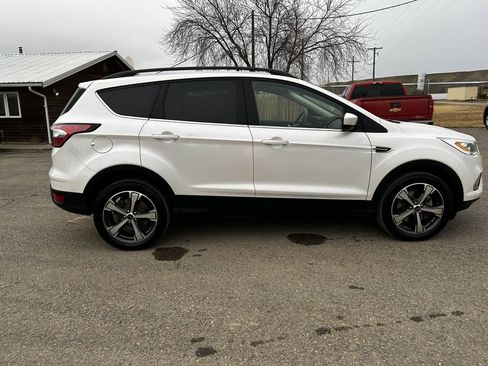 Used 2018 Ford Escape SEL image 20