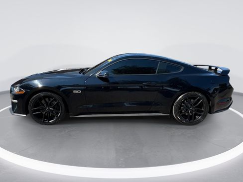 Used 2020 Ford Mustang GT Premium w/ GT Performance Package RWD image 5