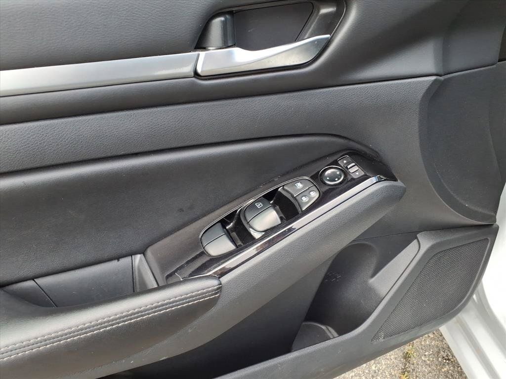 Used 2023 Nissan Altima 2.5 SV FWD image 20