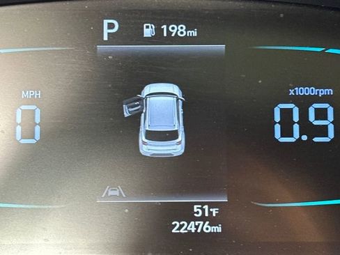 Certified 2023 Hyundai Venue SEL w/ Cargo Package image 18