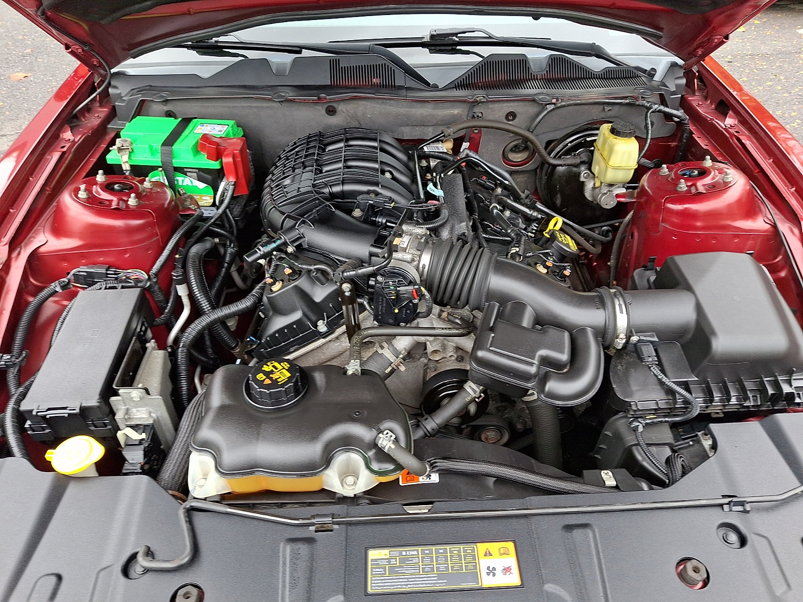 Used 2014 Ford Mustang Premium w/ Equipment Group 202A RWD image 28
