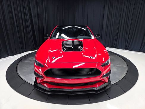 Used 2019 Ford Mustang GT w/ Equipment Group 301A RWD image 8