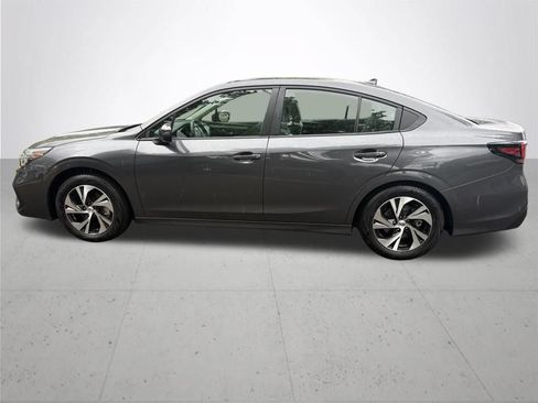 Used 2025 Subaru Legacy Premium AWD/4WD image 9