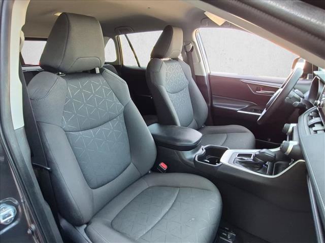 Used 2024 Toyota RAV4 XLE FWD image 20