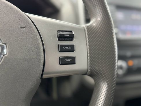 Used 2019 Nissan Frontier SV image 16