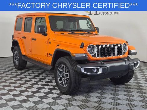 Certified 2025 Jeep Wrangler Unlimited Sahara AWD/4WD image 2
