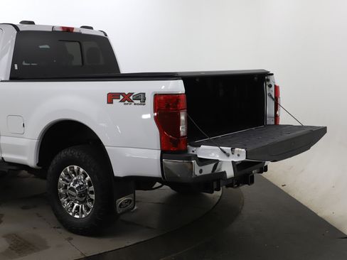 Used 2020 Ford F350 Lariat w/ Lariat Ultimate Package image 9