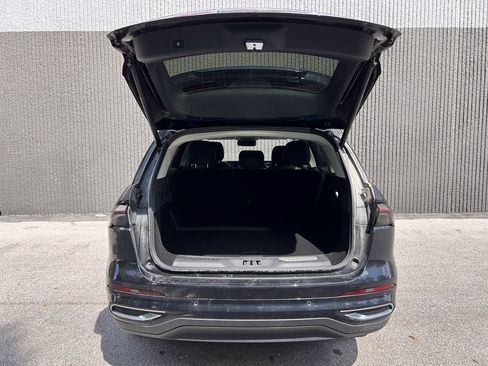 New 2026 Lincoln Nautilus Premier AWD/4WD image 16