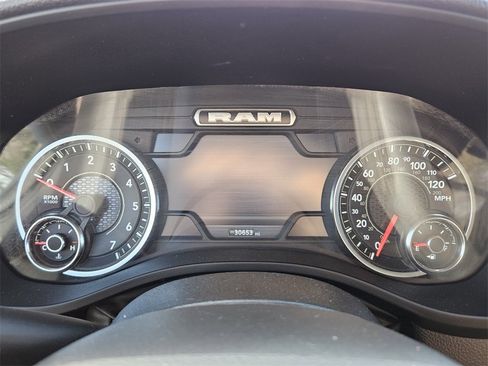 Used 2025 RAM 1500 Laramie image 24