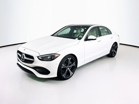 Used 2024 Mercedes-Benz C 300 Sedan image 3