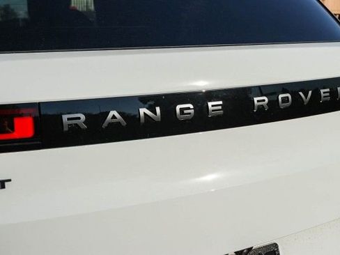 New 2025 Land Rover Range Rover Sport Dynamic SE image 14