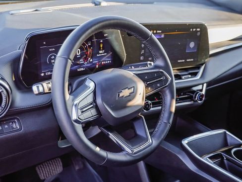 Used 2025 Chevrolet Equinox LT image 20