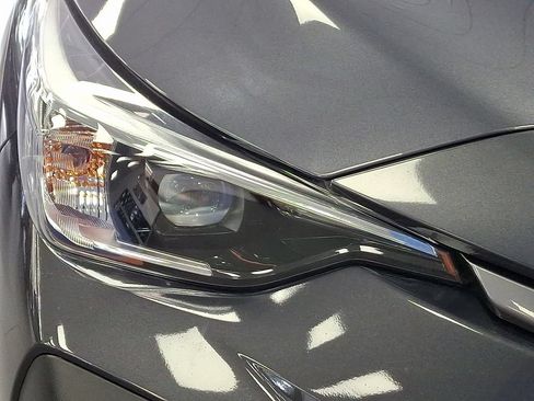 Certified 2024 Subaru Crosstrek 2.0i Premium AWD/4WD image 12