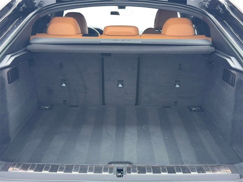 Used 2023 BMW X6 xDrive40i w/ M Sport Package image 12