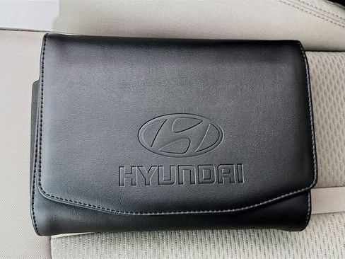 Used 2017 Hyundai Sonata SE FWD image 17