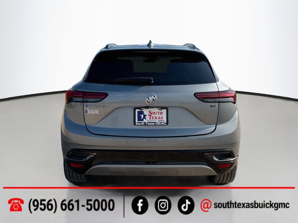 Used 2023 Buick Envision Essence w/ Sport Touring Package AWD/4WD image 7