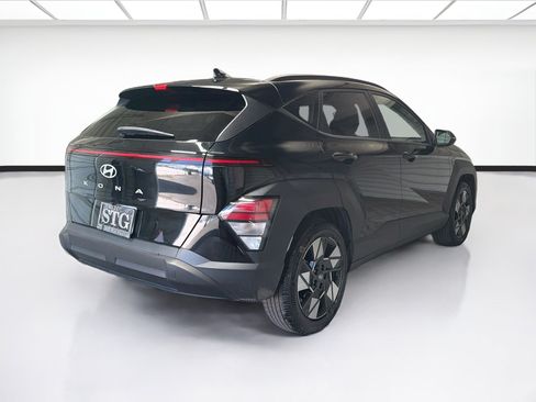 Used 2025 Hyundai Kona SEL FWD image 17