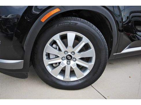 Certified 2025 Hyundai Palisade SEL FWD image 30