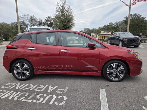Used 2018 Nissan Leaf SV w/ SV All Weather Package image 17