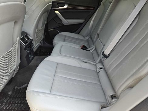 Used 2018 Audi Q5 2.0T Premium Plus w/ Premium Plus Package AWD/4WD image 29