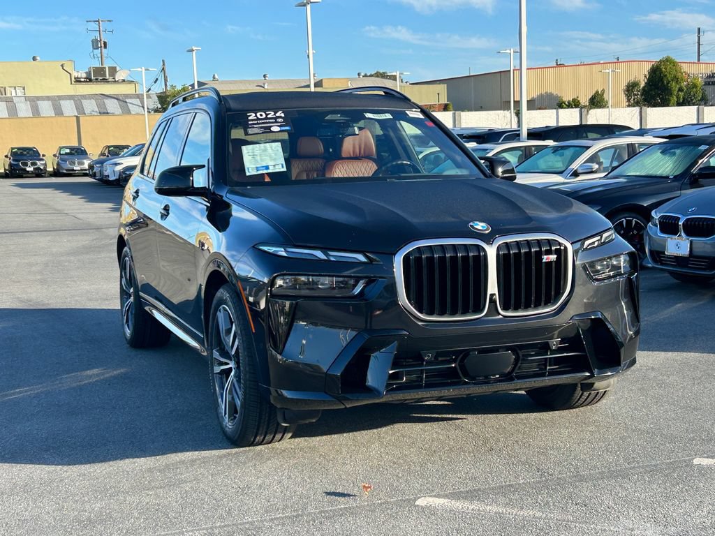Used 2024 BMW X7 M60i w/ Climate Comfort Package AWD/4WD image 7