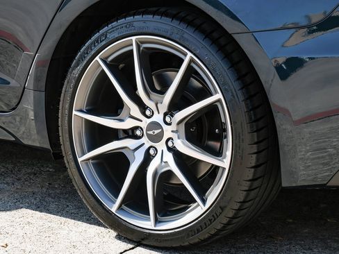 Used 2023 Genesis G70 2.0T image 59