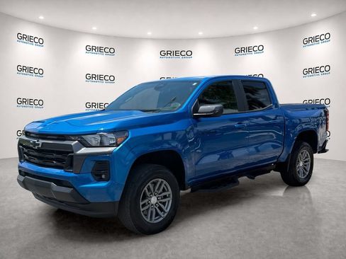 Used 2023 Chevrolet Colorado LT w/ LT Convenience Package RWD image 3