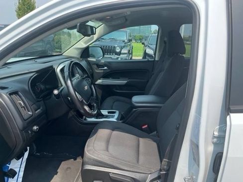 Used 2022 Chevrolet Colorado LT RWD image 13
