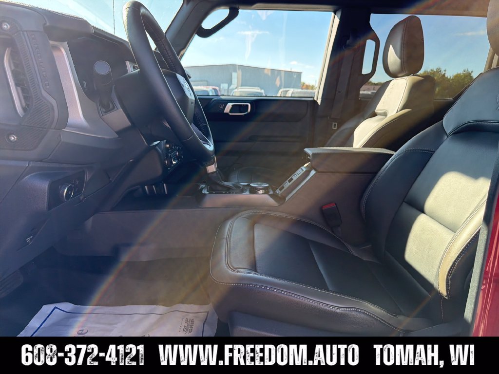 Used 2026 Ford Bronco Outer Banks w/ Sasquatch Package AWD/4WD image 25
