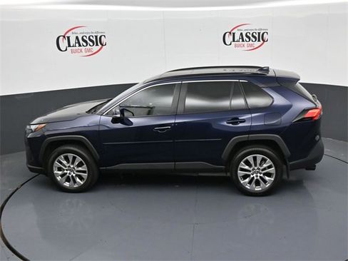 Used 2024 Toyota RAV4 XLE Premium image 18