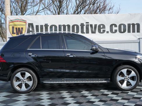 Used 2018 Mercedes-Benz GLE 350 4MATIC w/ Premium 2 Package image 4