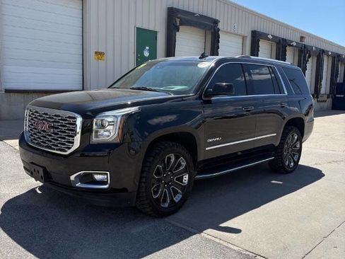 Used 2019 GMC Yukon Denali w/ Open Road Package AWD/4WD image 4