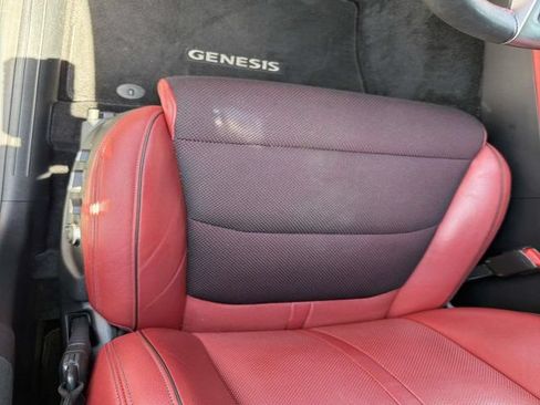Used 2023 Genesis GV70 2.5T w/ Sport Prestige Package AWD/4WD image 9