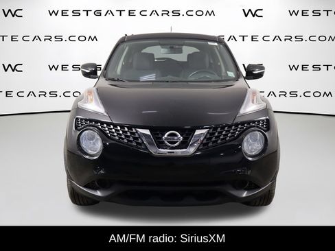 Used 2017 Nissan Juke SV FWD image 2