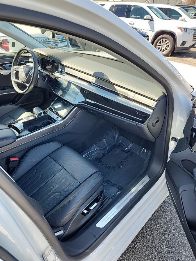 Used 2023 Audi A8 L 3.0T AWD/4WD image 9