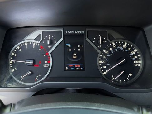 Used 2022 Toyota Tundra SR5 w/ SR5 Convenience Package AWD/4WD image 19