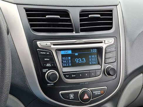 Used 2017 Hyundai Accent SE image 20