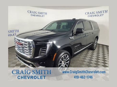 Used 2026 GMC Yukon XL Denali w/ Denali Reserve Package AWD/4WD image 1