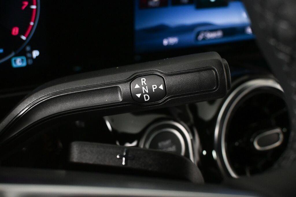 Certified 2026 Mercedes-Benz GLA 250 4MATIC image 16