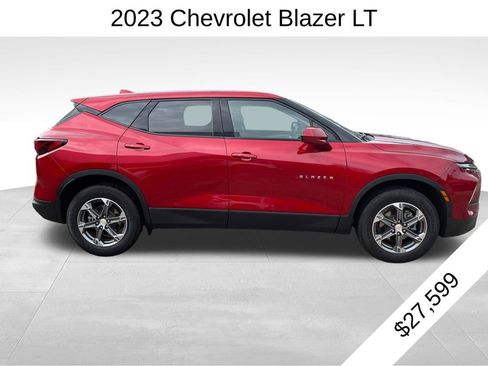 Used 2023 Chevrolet Blazer LT w/ Driver Confidence Package image 2