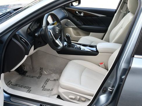 Used 2018 INFINITI Q50 Luxe w/ Sensory Package (Luxe) RWD image 14