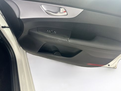 Used 2024 Kia Forte LXS image 29