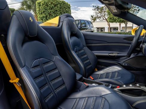 Used 2017 Ferrari 488 Spider RWD image 26