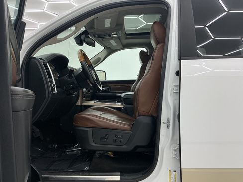 Used 2014 RAM 1500 Laramie Longhorn w/ Convenience Group AWD/4WD image 14