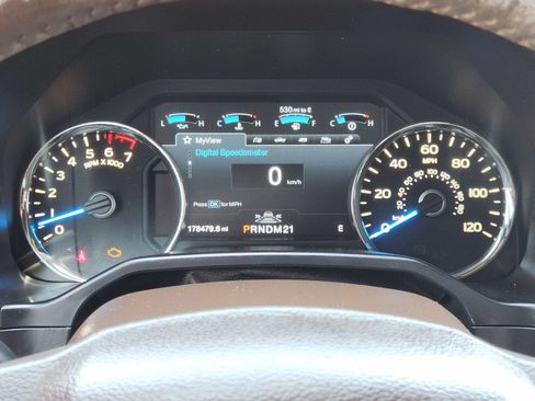 Used 2015 Ford F150 King Ranch w/ Equipment Group 601A Luxury AWD/4WD image 18